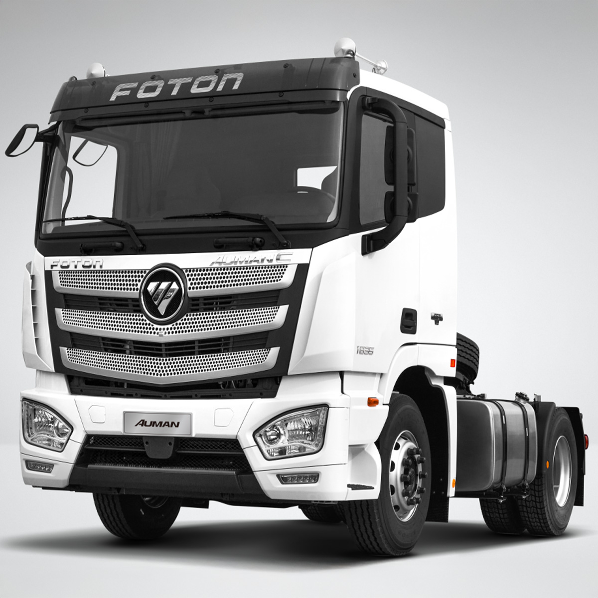 Грузовой тягач Foton мощностью 490 л.с.