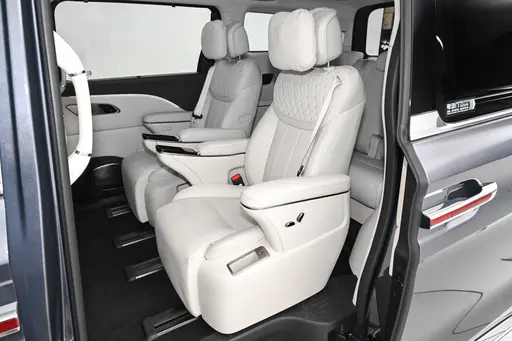 Хунци HQ9 PHEV